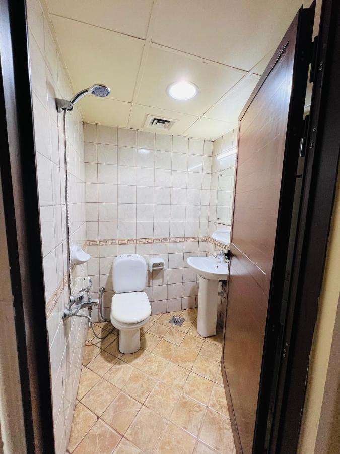 Comfort Tourist Place For Male Dubai Dış mekan fotoğraf
