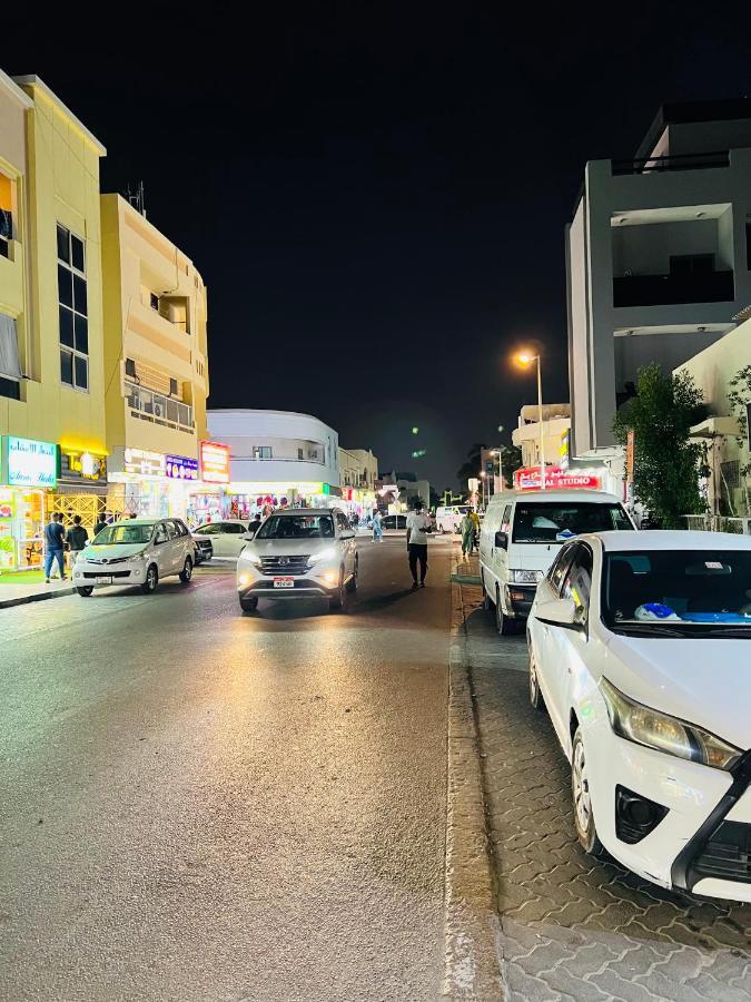Comfort Tourist Place For Male Dubai Dış mekan fotoğraf